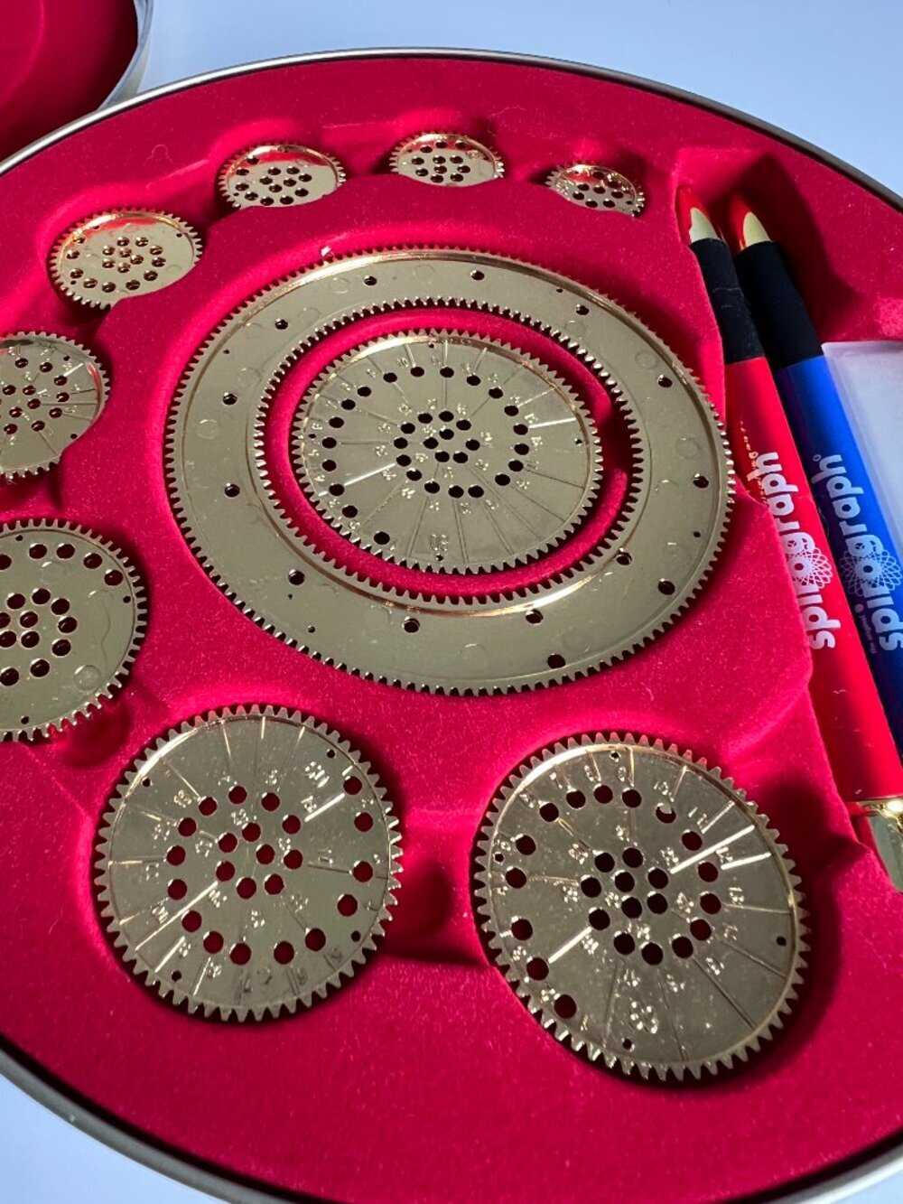 Spirograph 50th Anniversary Die Cast Collectors Set - Picture 5 of 5